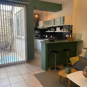 Le Loft Patio, Au Coeur Du Village , Saint-Rémy-de-Provence Frankrijk