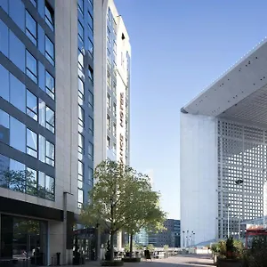 Hotel Renaissance Paris La Defense
