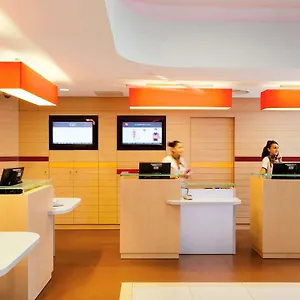 Hotel Ibis Paris La Defense Esplanade