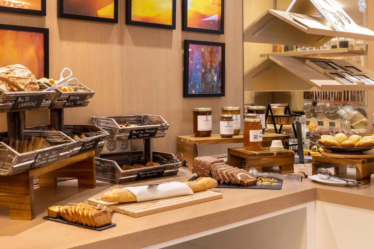Aiden By Best Western Paris Roissy Cdg 4*, Roissy-en-France